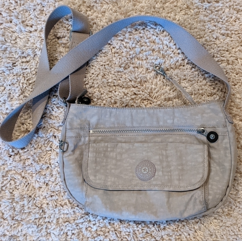 Kipling Crossover Bag in Silver Gray
